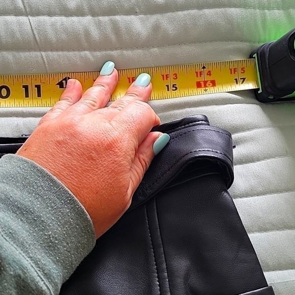 BAGATELLE COLLECTION BLACK FAUX LEATHER SKIRT WITH FRONT POCKETS TIE WAIST MED - Picture 15 of 16